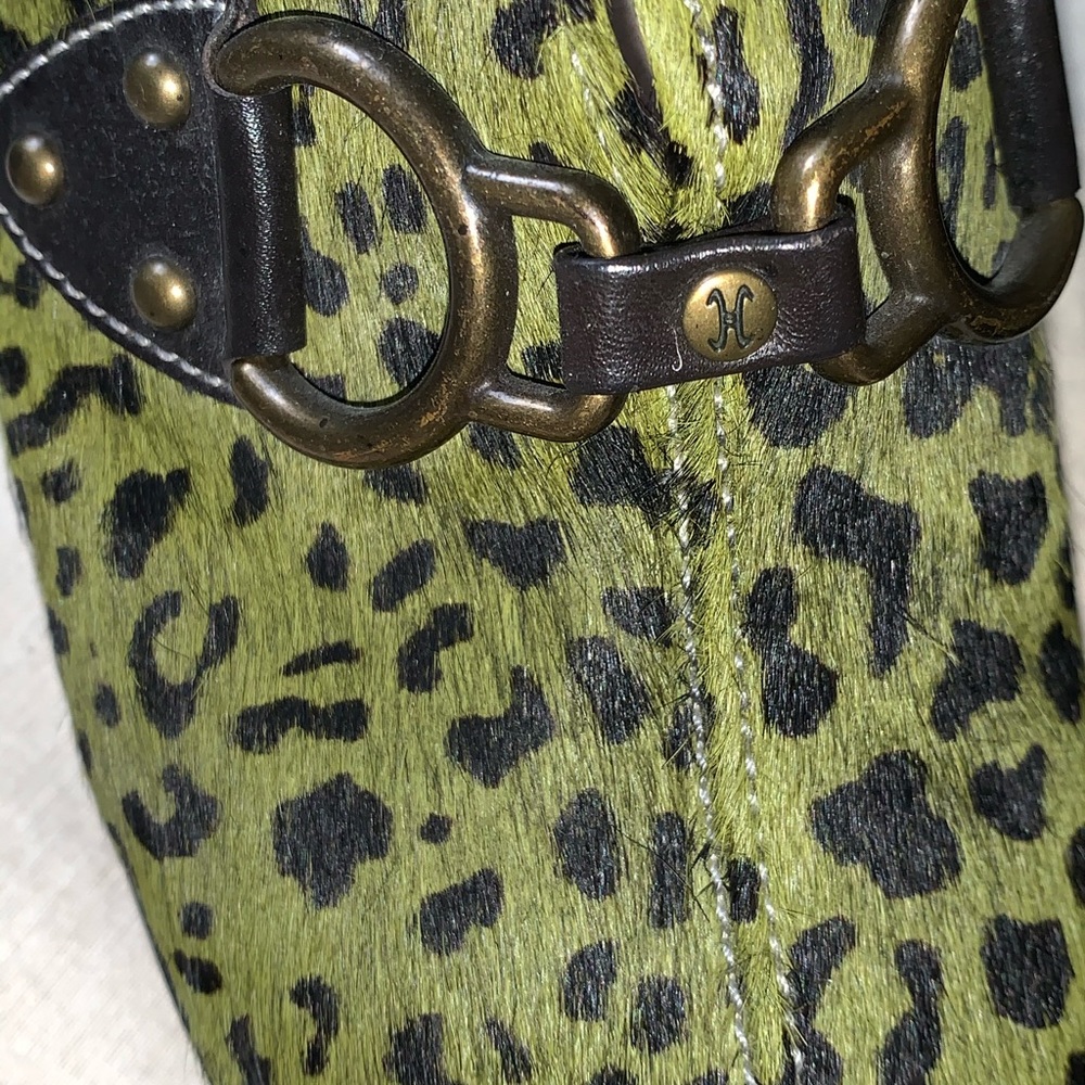 Shoes - Picture 2 of 6